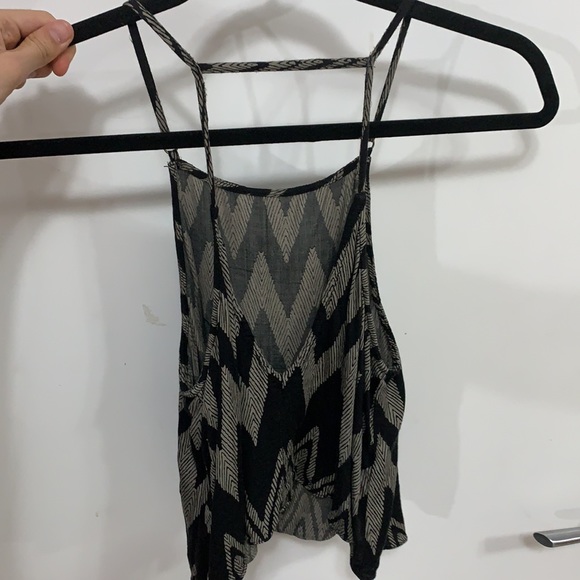 Flowy crop top - Picture 2 of 3